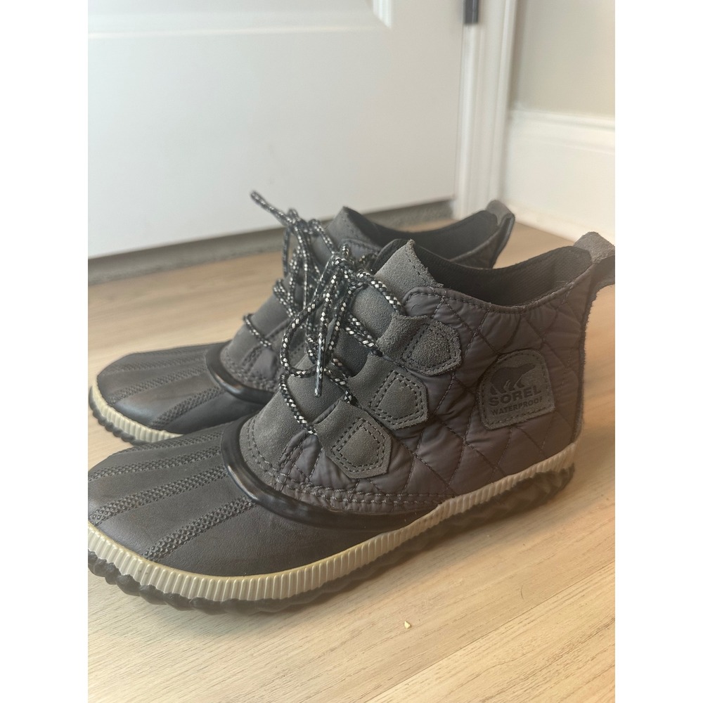 Sorel Out N About Plus‎ Quilted Waterproof Duck Boots Grey Black Women 7.5